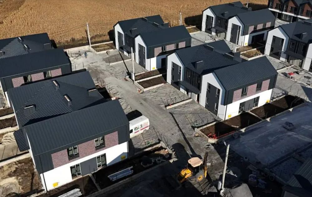 Продаж дуплекса у с.Петриків