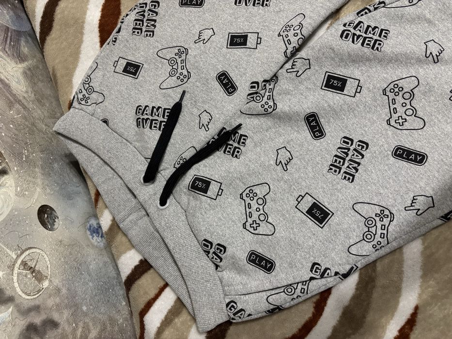 Нові спортивні штани 158 зріст.