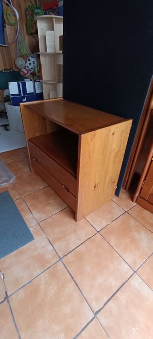 Móvel TV pinho maciço