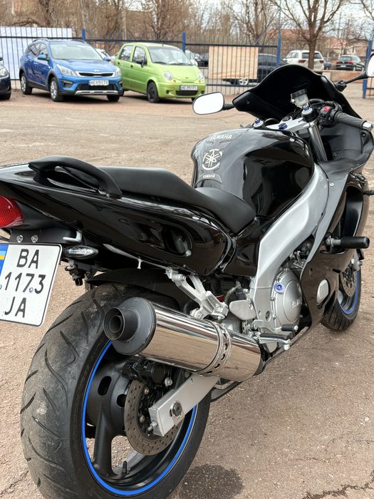 Yamaha yzf 600R thundercat