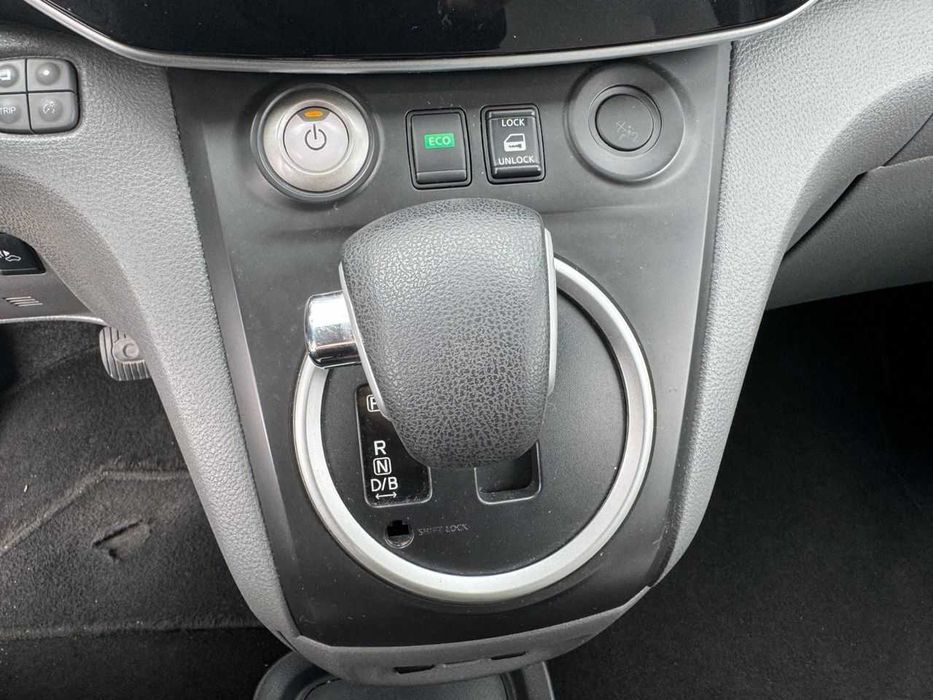 2015 Nissan e-NV200 пасажир 5 місць з Норвегії