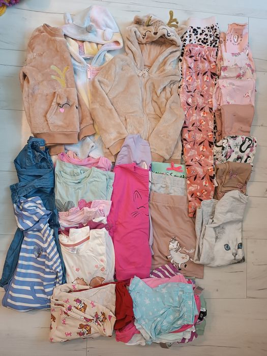 Ciuchy dziewczynka 128 cm+gratis