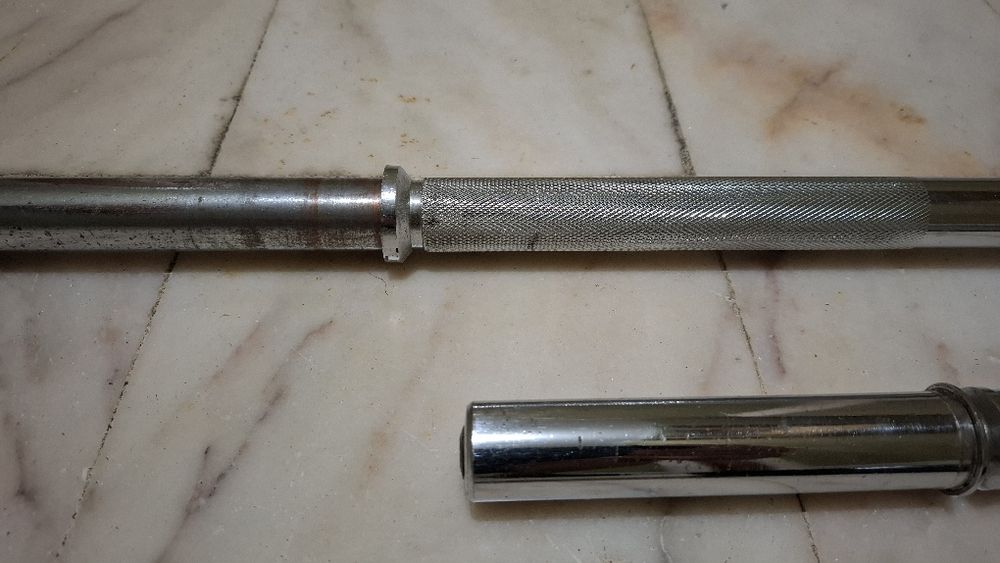 Barra 120cm 30mm 2 discos 5kg e barra harter 45cm 30mm