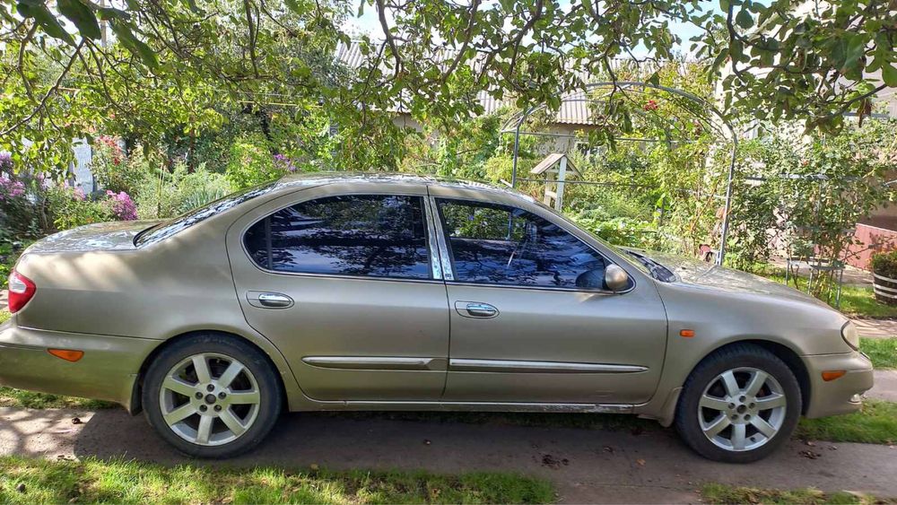 Продам Ніссан Максіма