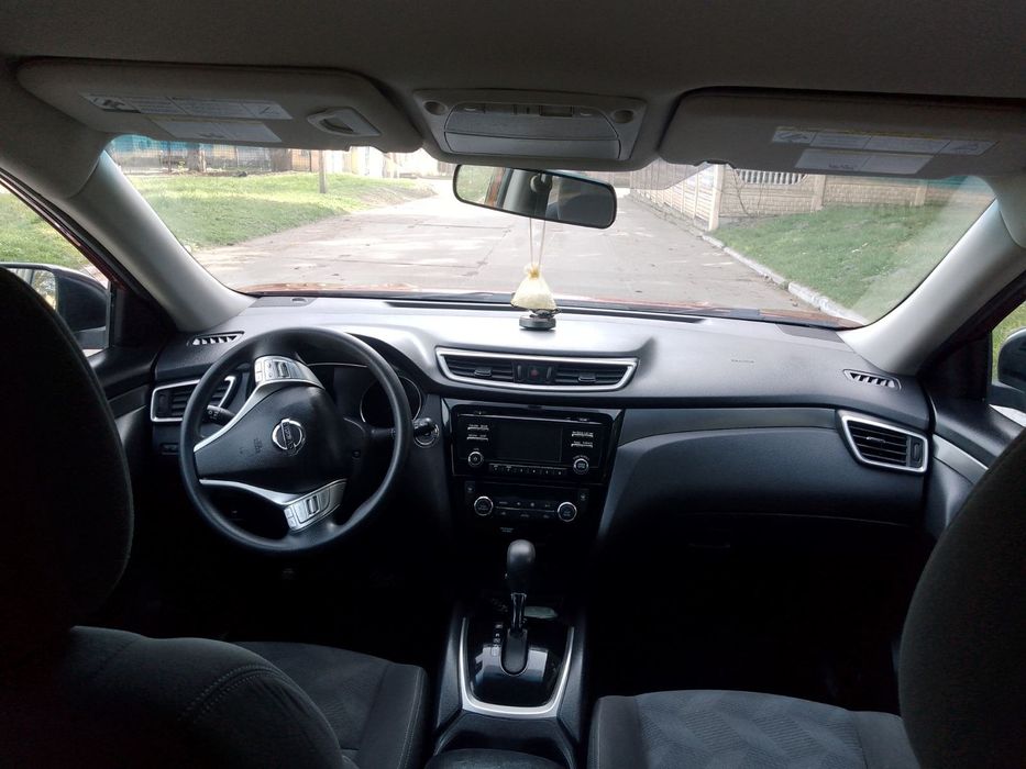 Nissan Rogue 2016 року