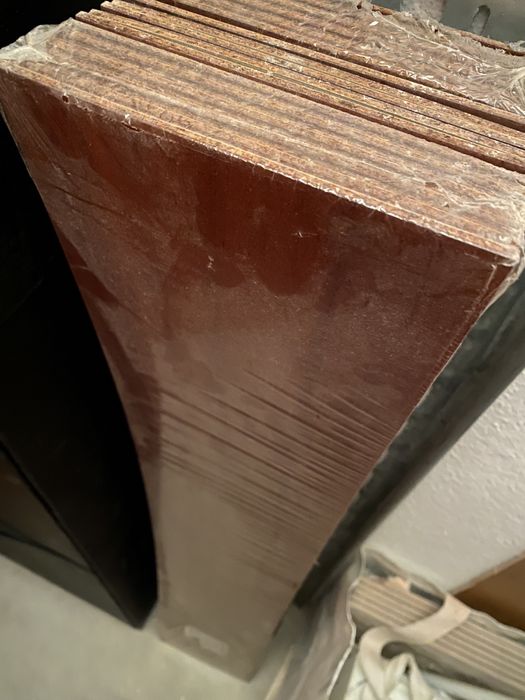 Piso flutuante Wicanders Wood Confort Castanho