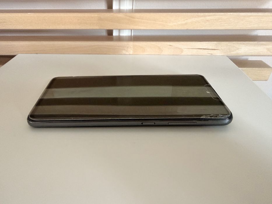 Samsung galaxy A52 swietna bateria, bdb stan