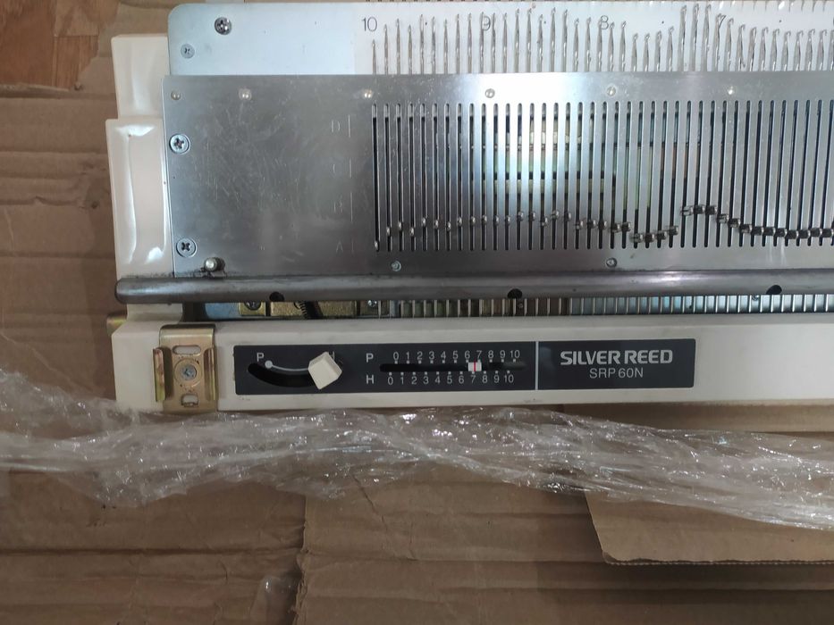 Вязальная машинка Сильвер ред