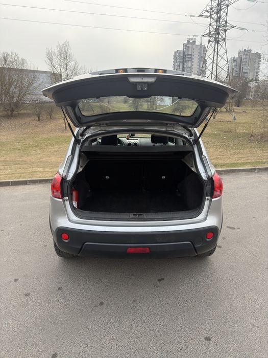 Nissan Qashqai 2.0 дизель вже в Києві