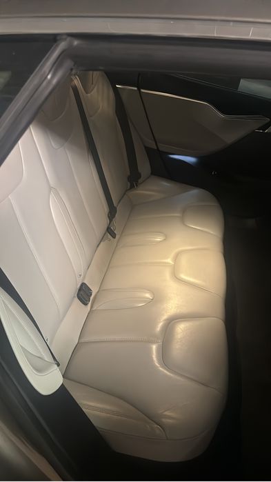 Tesla model s P90D 830 cavalos