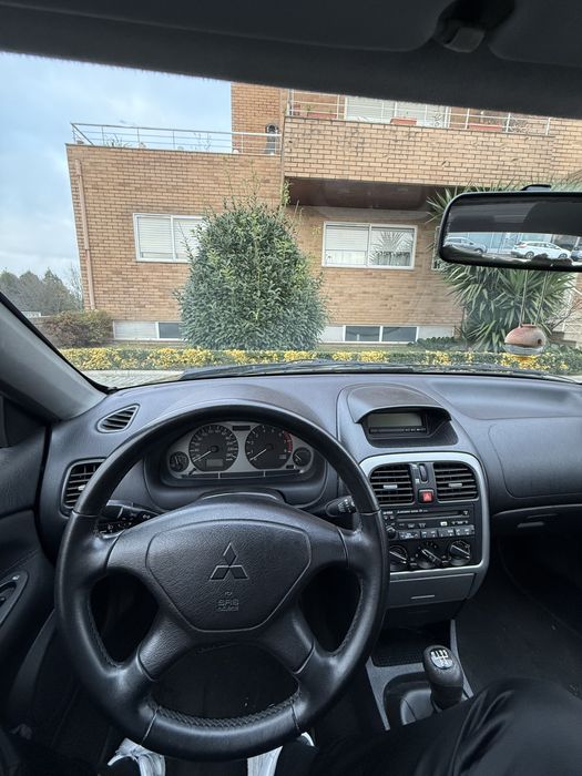 Mitsubishi Carisma 1.3