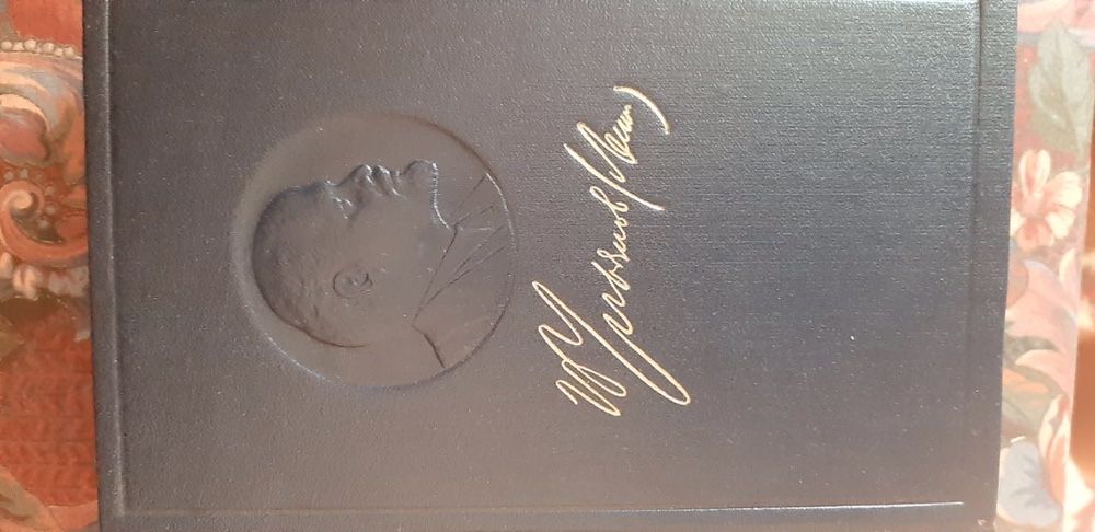 Книги Леніна в гарному стані