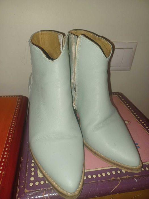 Botins em pele da Ruika