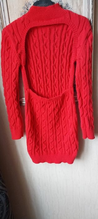 Платье  трикотажное  разные