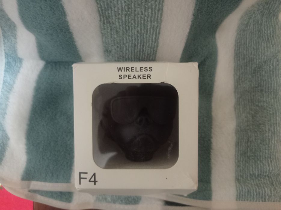 Блютуз колонка  F4