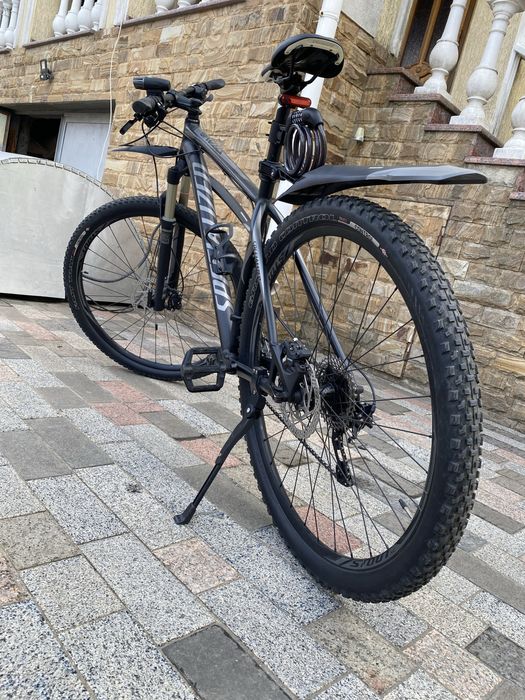 Ультра легкий велосипед Specialized Rockhopper - колеса 29" рама L 19"