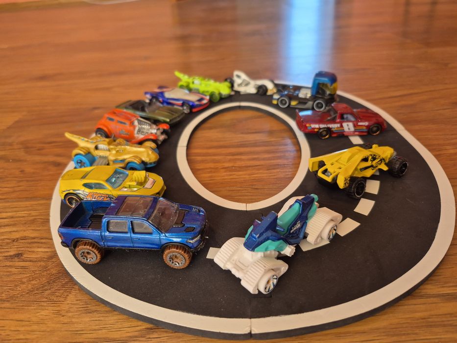 Лот машинок Hot Wheels