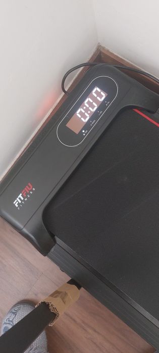 Passadeira FitFiu Fitness 750W, Veloc: 10km/h, com pega reclinável