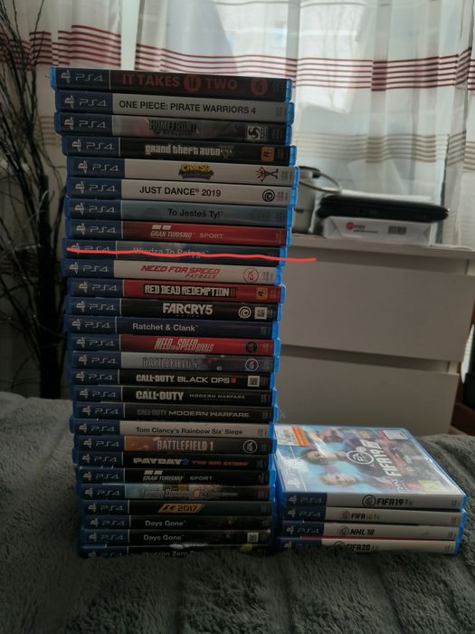 Gry na PlayStation 4 - cennik w opisie