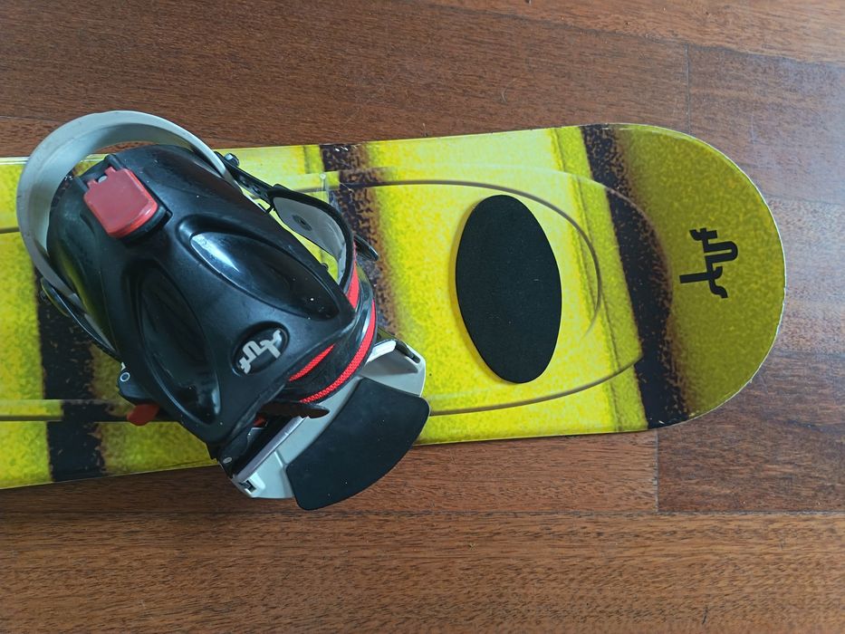 Deska snowboardowa SRUF 138 cm