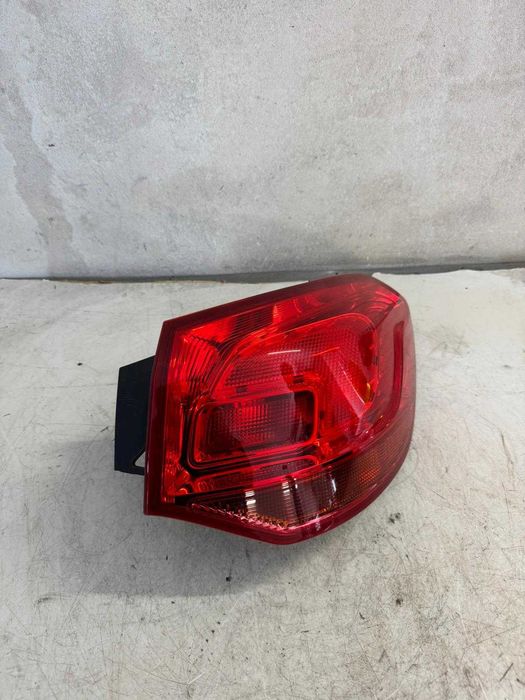 Lampa prawy tył Kombi Opel Astra J EU