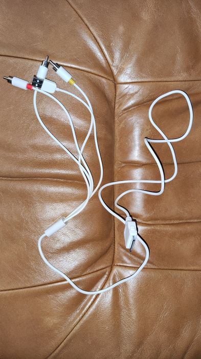 Перехідник AV-30-Pin Apple Composite AV Cable для iPod/iPad/iPhone