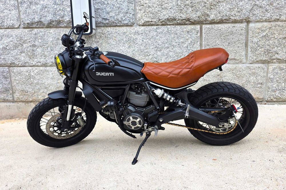 Ducati Scrambler 800 Full Throttle Custom