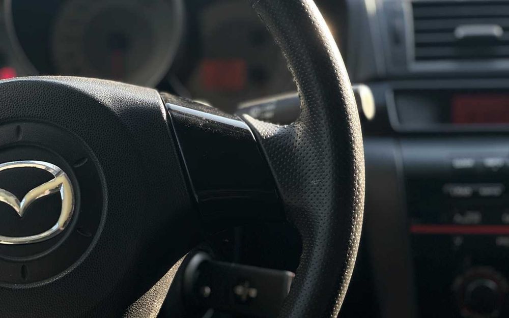 Mazda 3 2009 року