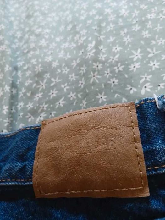 Jeansy granat mom fit Pull&Bear