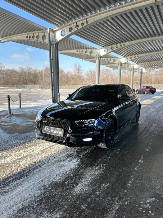 Продам Audi A4 B8