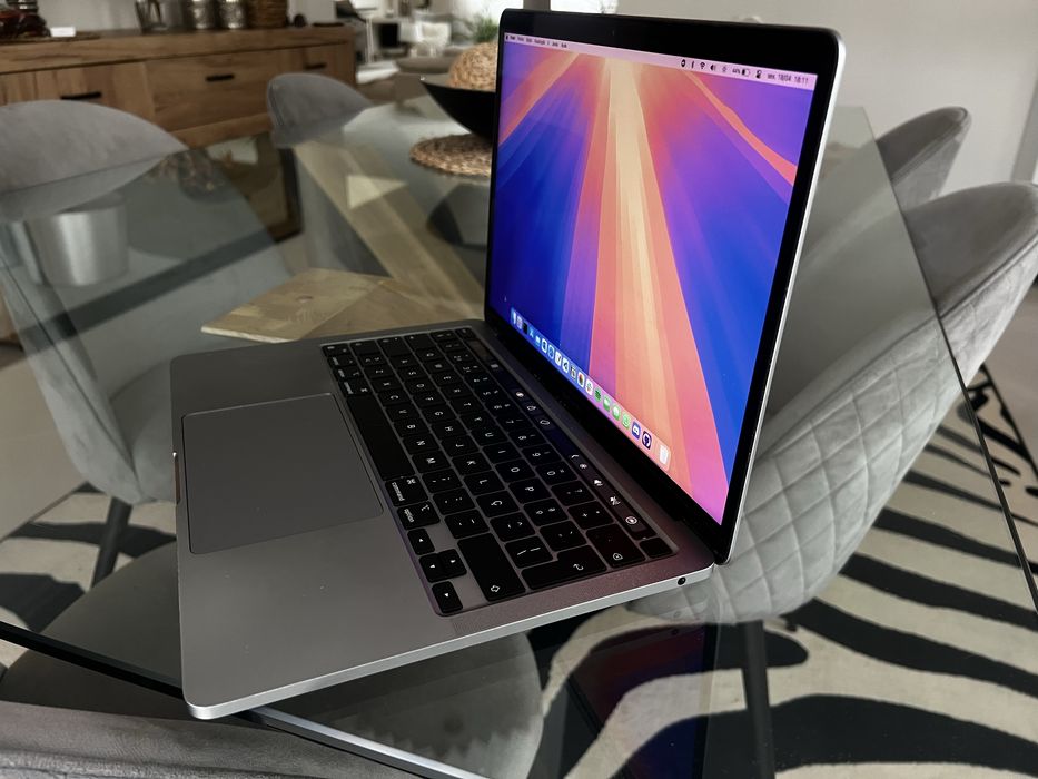 Macbook Pro M2 16Gb RAM 256Gb SSD