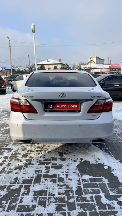 ОДИН ВЛАСНИК НЕФАРБОВАНИЙ Lexus Лексус LS 460 2010р 4,6 газ/бенз 8АКПП