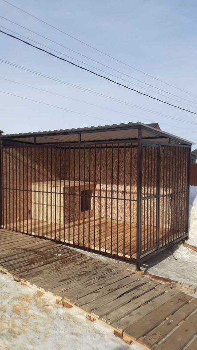 Вуличні вольєри для собак