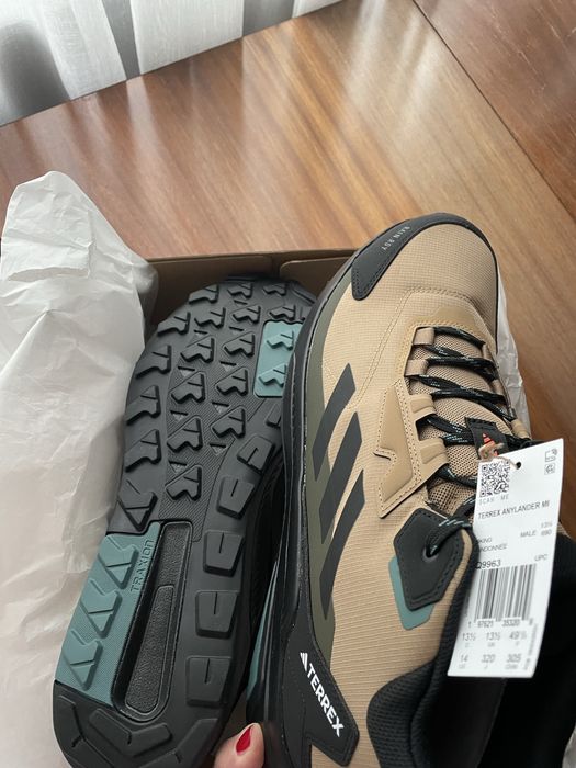 Adidas Взуття чоловіче нове торг