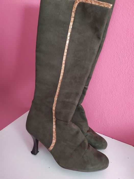 Botins/ botas como novos