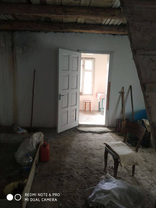 Продам дачу.Ужгородський район недалеко від  жд.зупинки Дачна