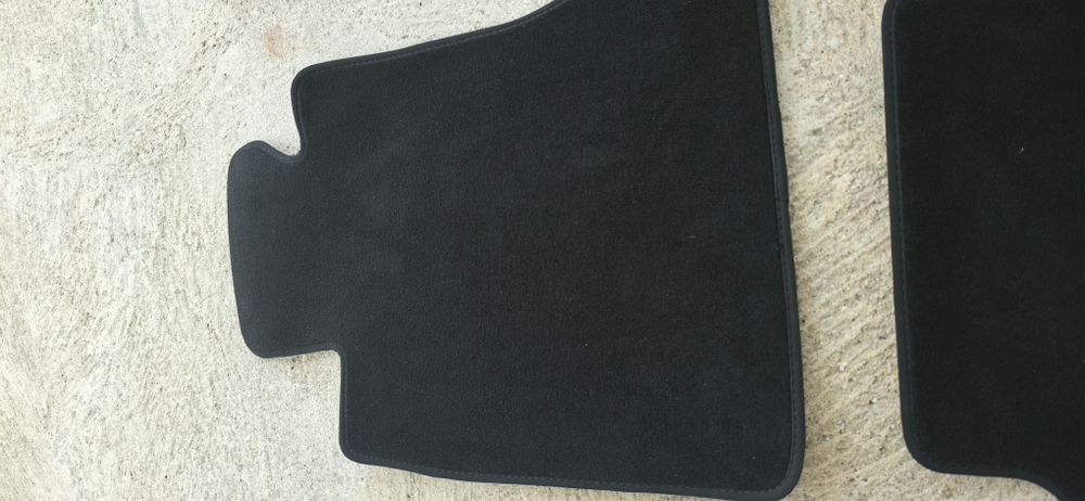 Tapetes veludo  bmw f10/11 em preto