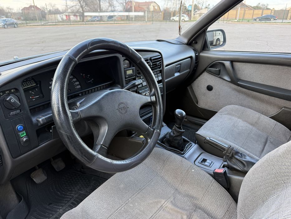 Opel Omega A 2.3 дизель