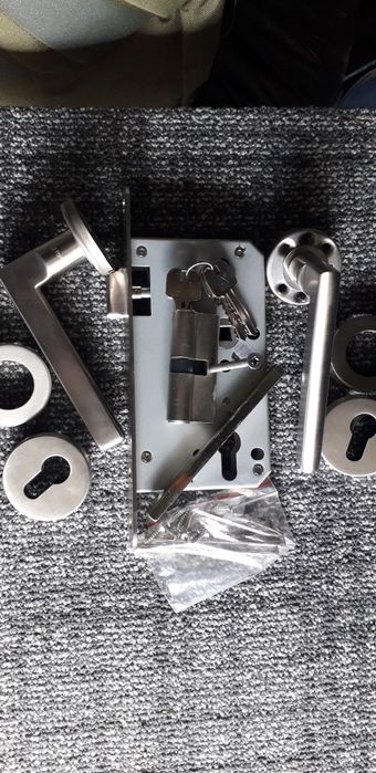 Zamek do drzwi kompletny