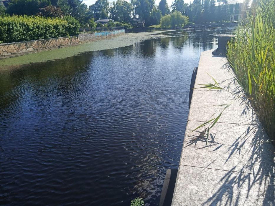 Козин Конча Заспа современный дом  с выходом на Днепр