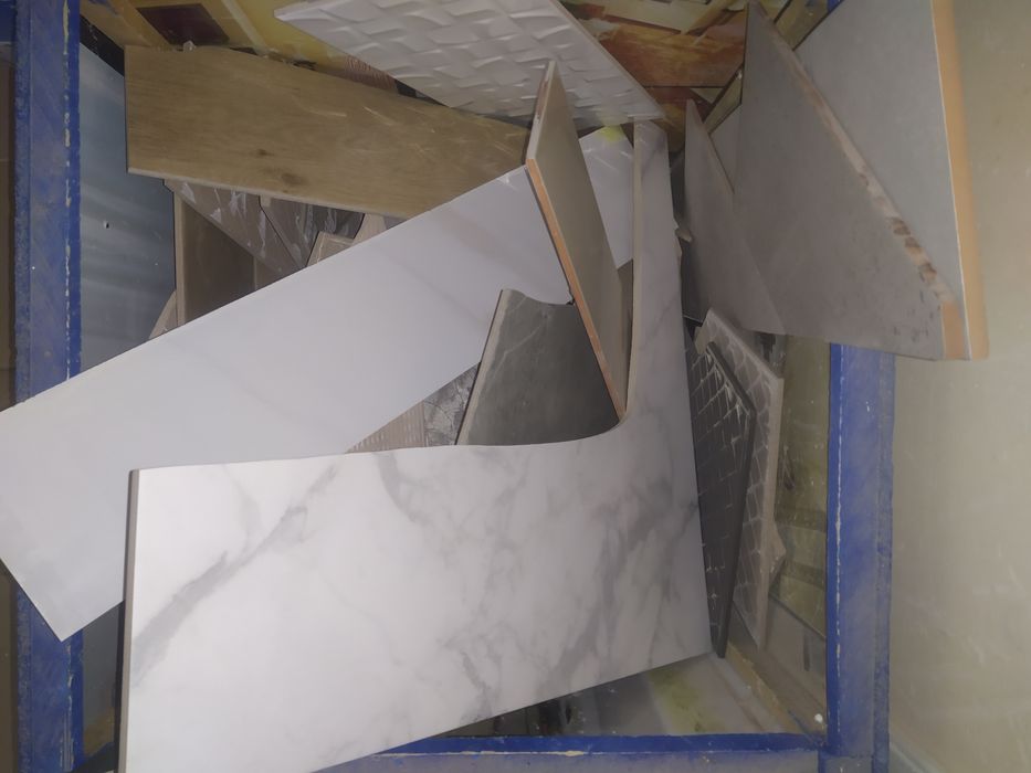 Бій керамічної плитки і керамограніту