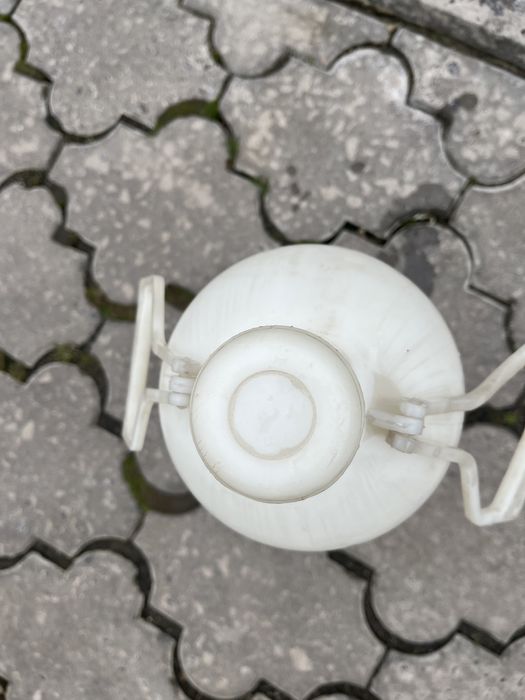 Каністра на 5 літрів