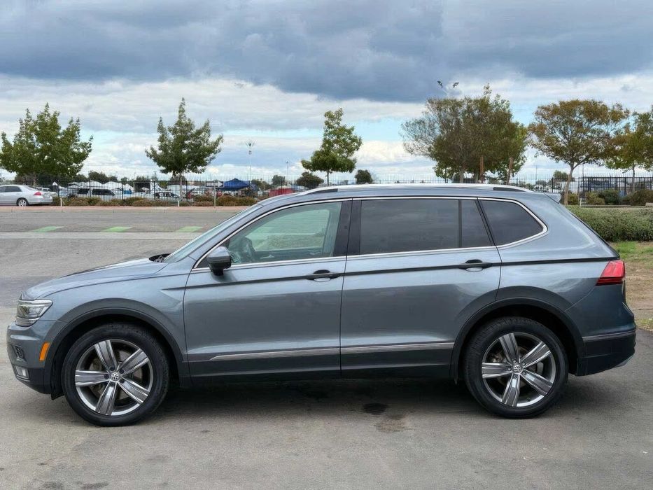 Volkswagen Tiguan SEL Premium 4Motion      2019