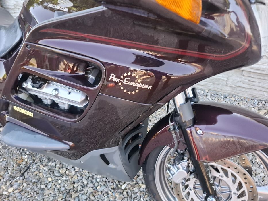 Honda st 1100 paneuropean części  lusterko kufry silnik