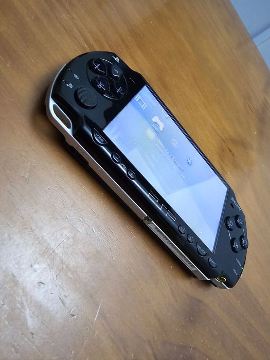 Sony PSP Slim l 64gb l 100 Jogos