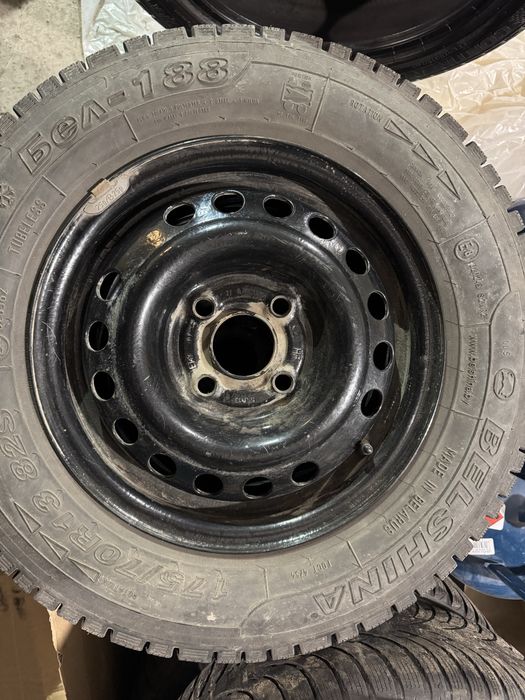 Продам комплект колес R13 175/70