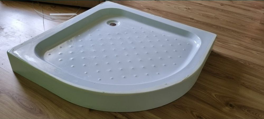 Brodzik prysznicowy 90×90