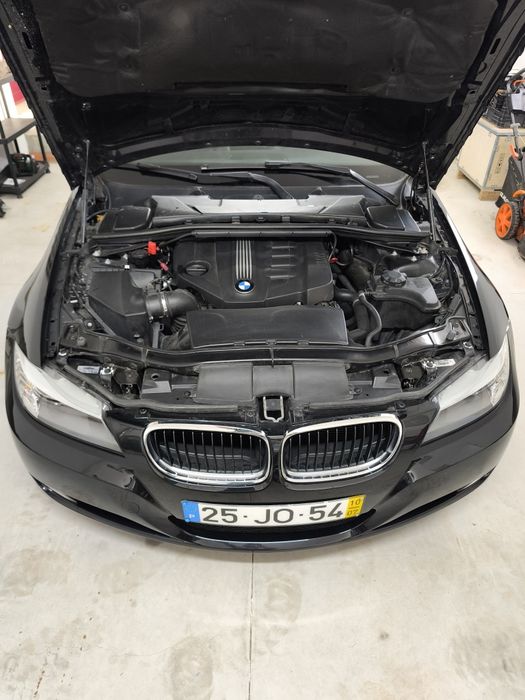 BMW E90 LCI 318d