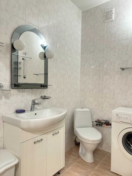 Продаж 2 кімнатної квартири покращеного планування в центрі міста