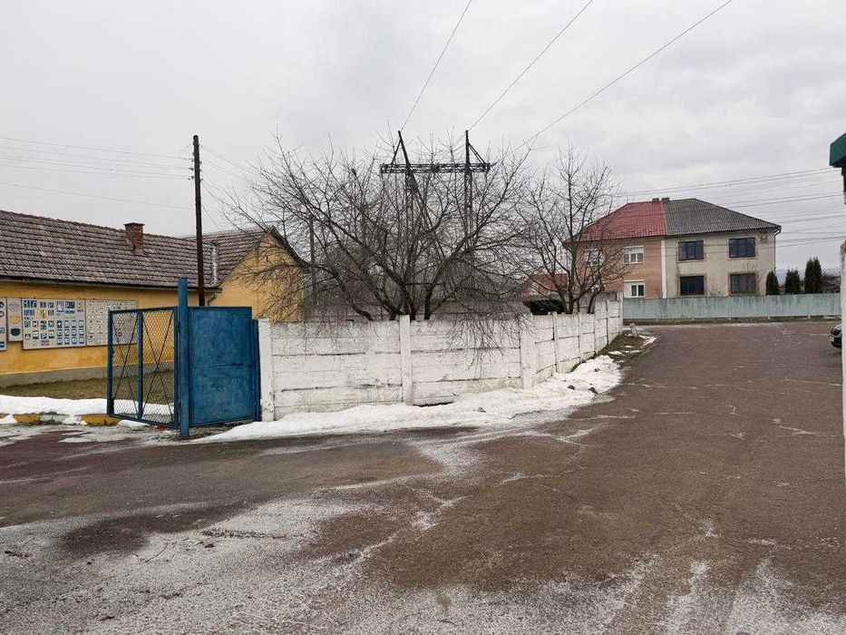 Здається приміщення під бізнес. Можна ціле, можна частинами.